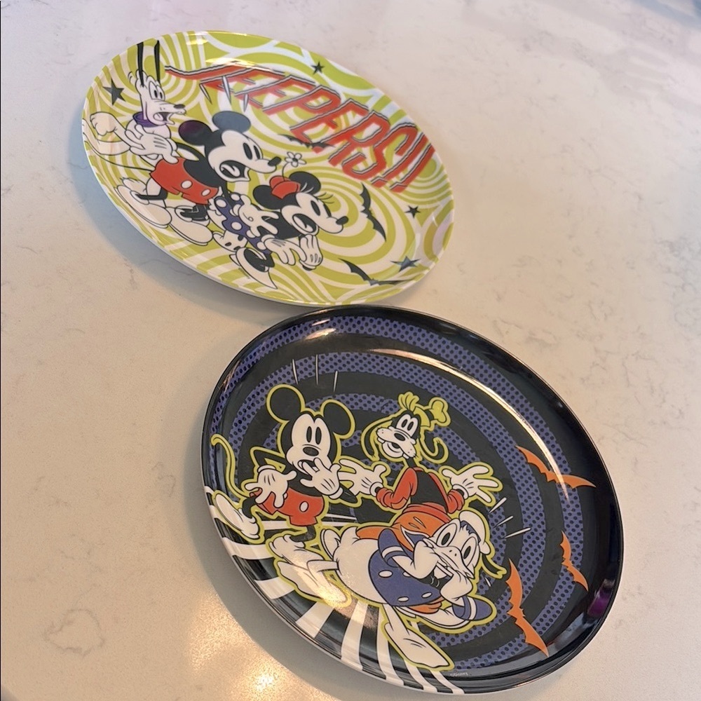 Zak Designs Disney Halloween Small Plates